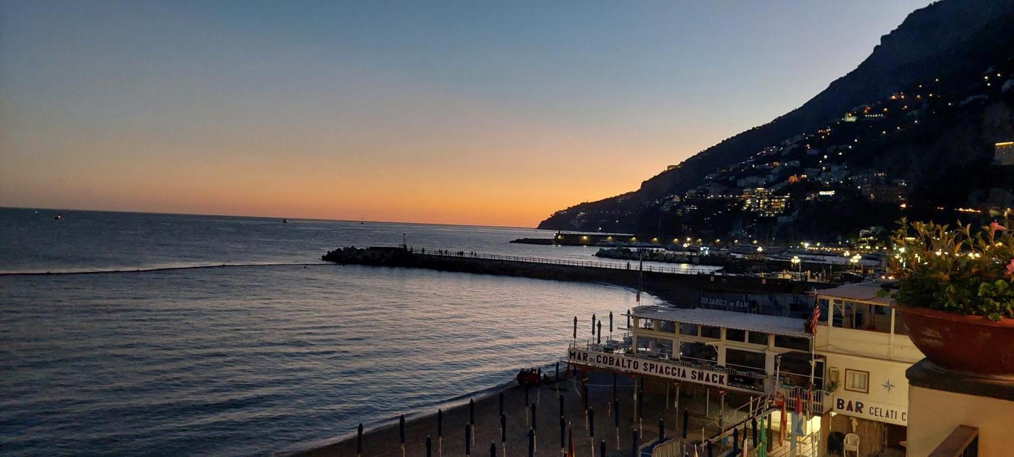 Marileo Amalfi Exterior foto